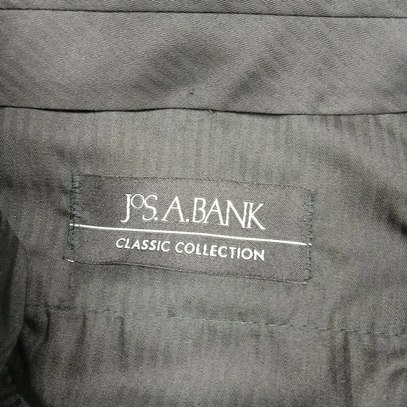 Jos A Bank Classic Collection Men's 44R‎ Gray Wool Suit 2-Button 38x30 Pants